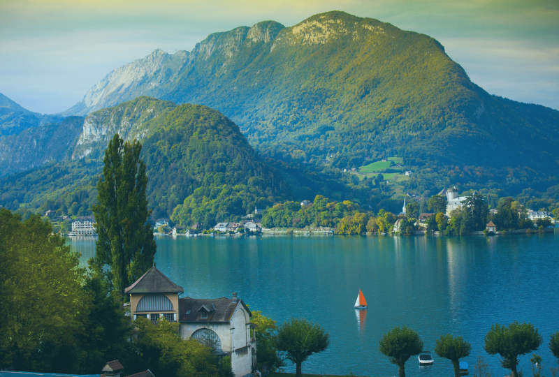 Décennale auto entrepreneur à Annecy proche de Lyon, lac d'Annecy