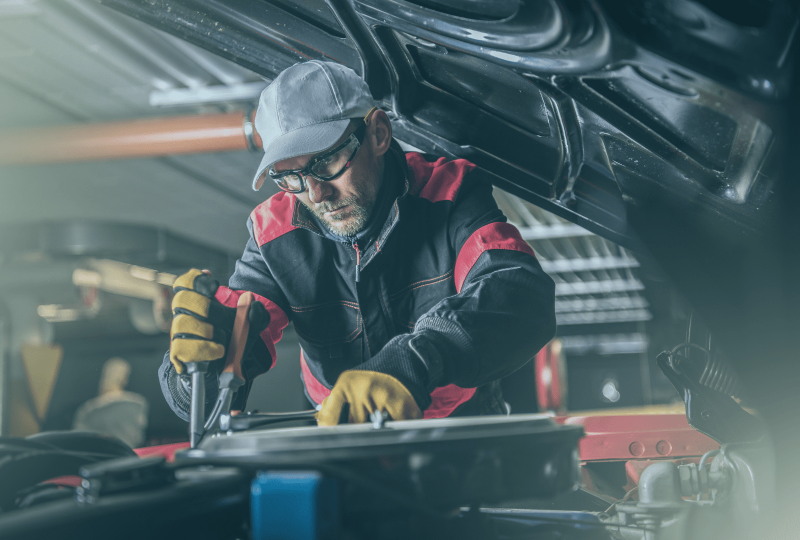 Assurance auto pro à Annecy près de Lyon pas chère et complète travailleur voiture garage